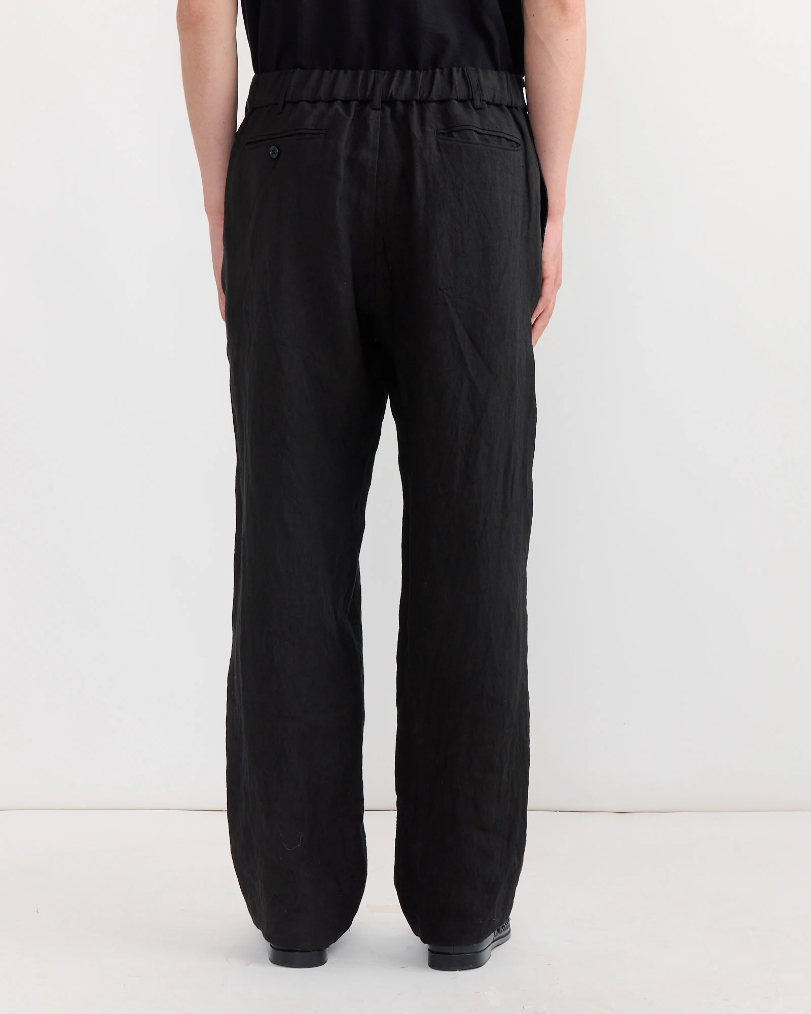 West Coast Pant in Sun Dried Linen Black - Image 3