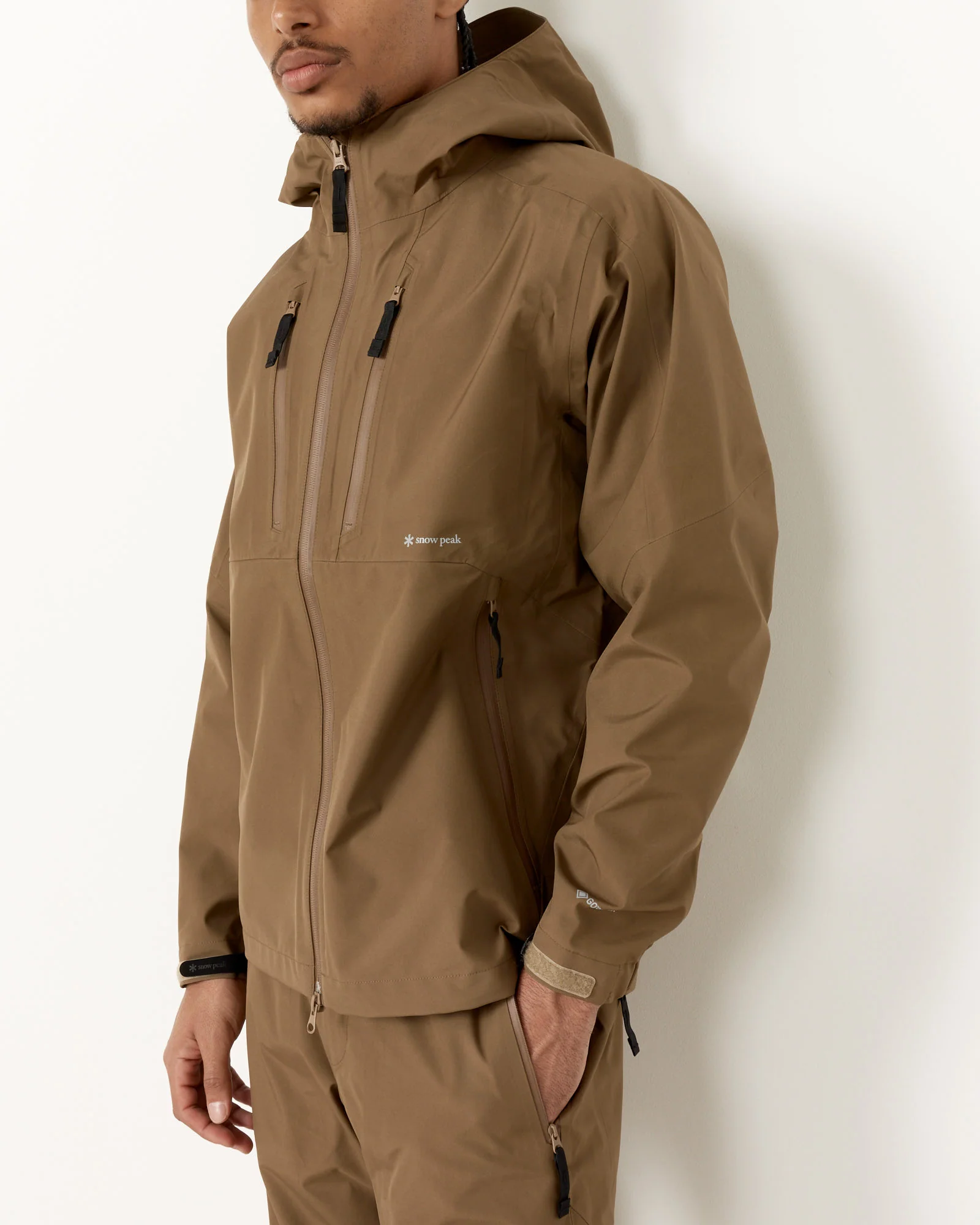 GORE-TEX Rain Jacket in Coyote - Image 3