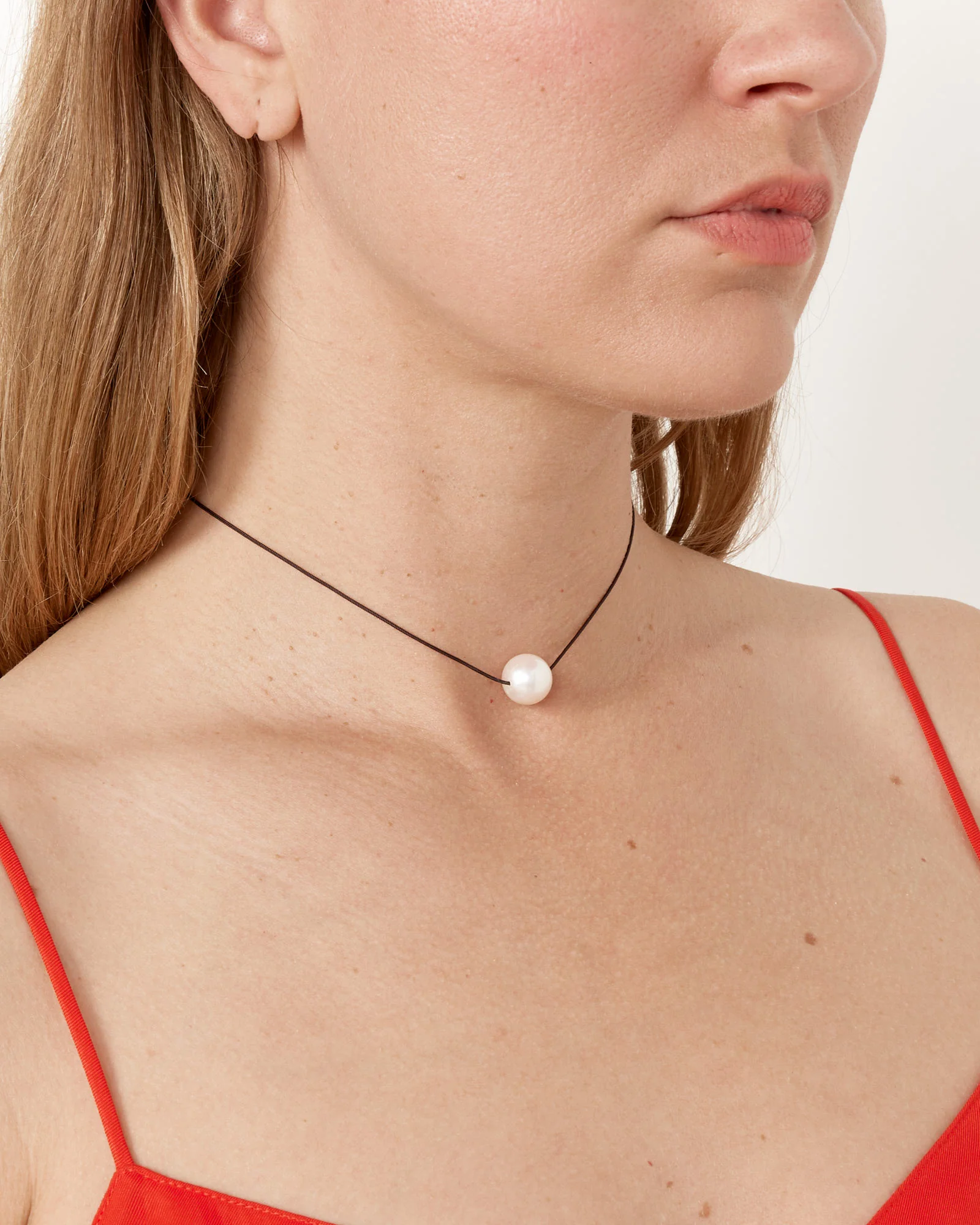 Emilie Choker in White Pearl - Image 2