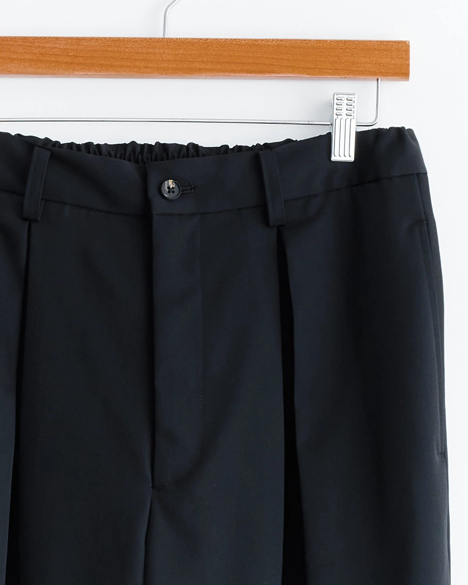 Pant in Black - Image 2