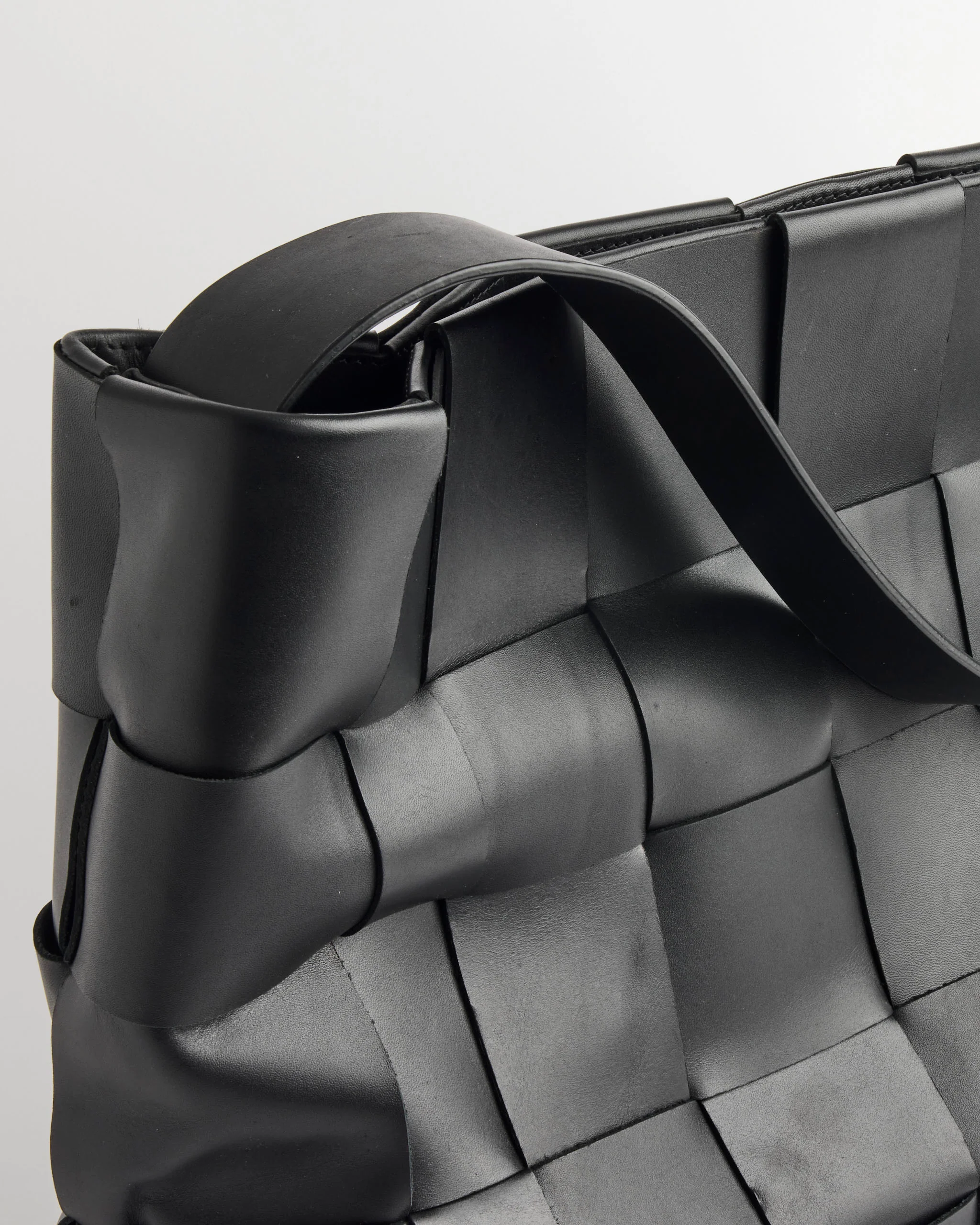Woven Large Tote - Image 2