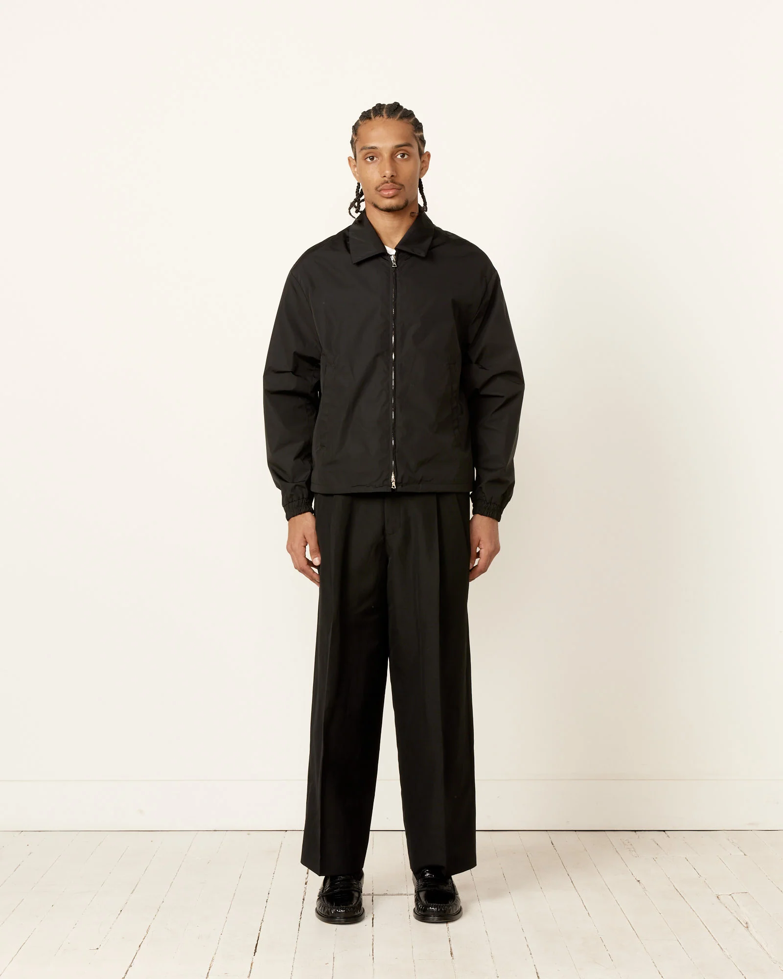 St. 806 Pant in Black - Image 2
