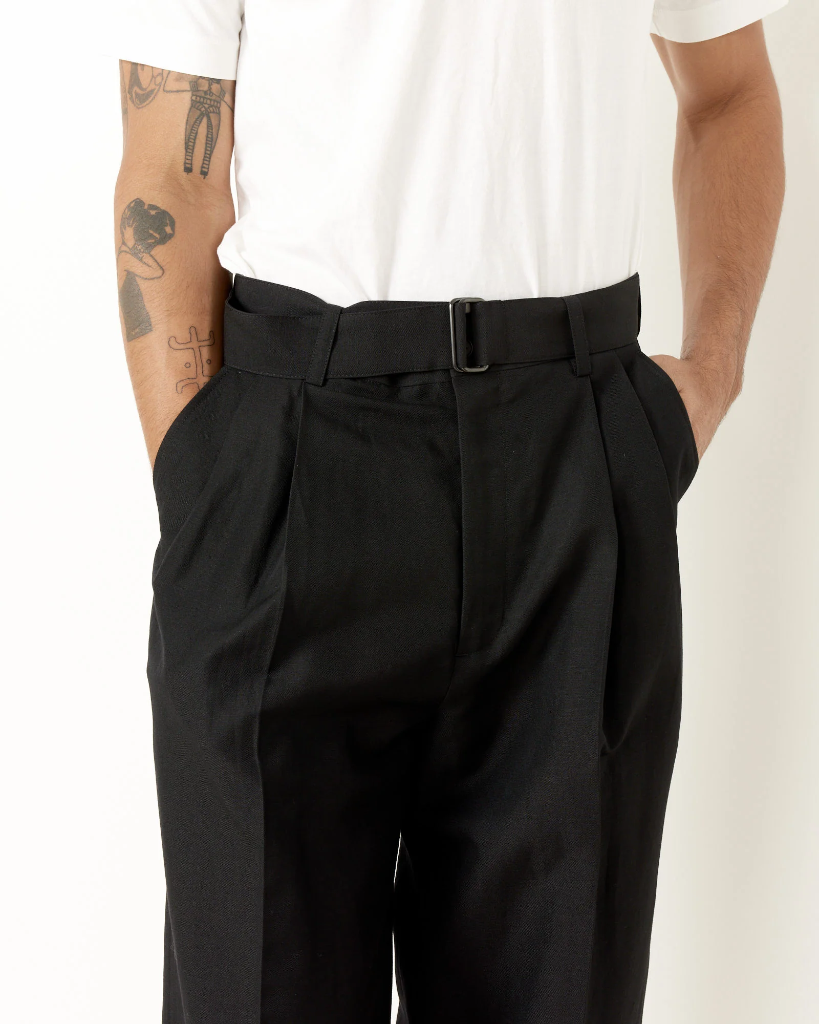 St. 806 Pant in Black - Image 5