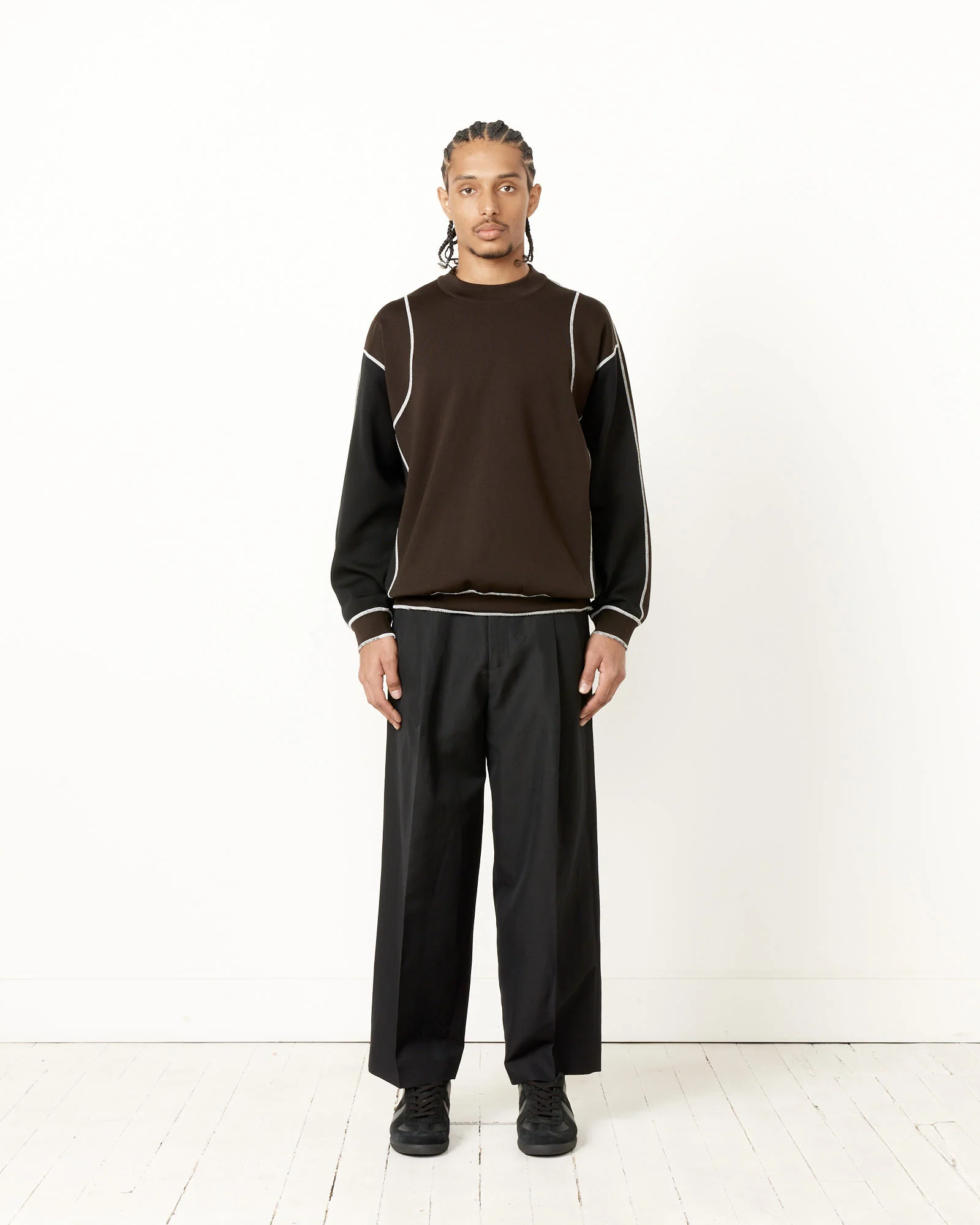 St. 861 Sweater in Military Khaki/Black - Image 2