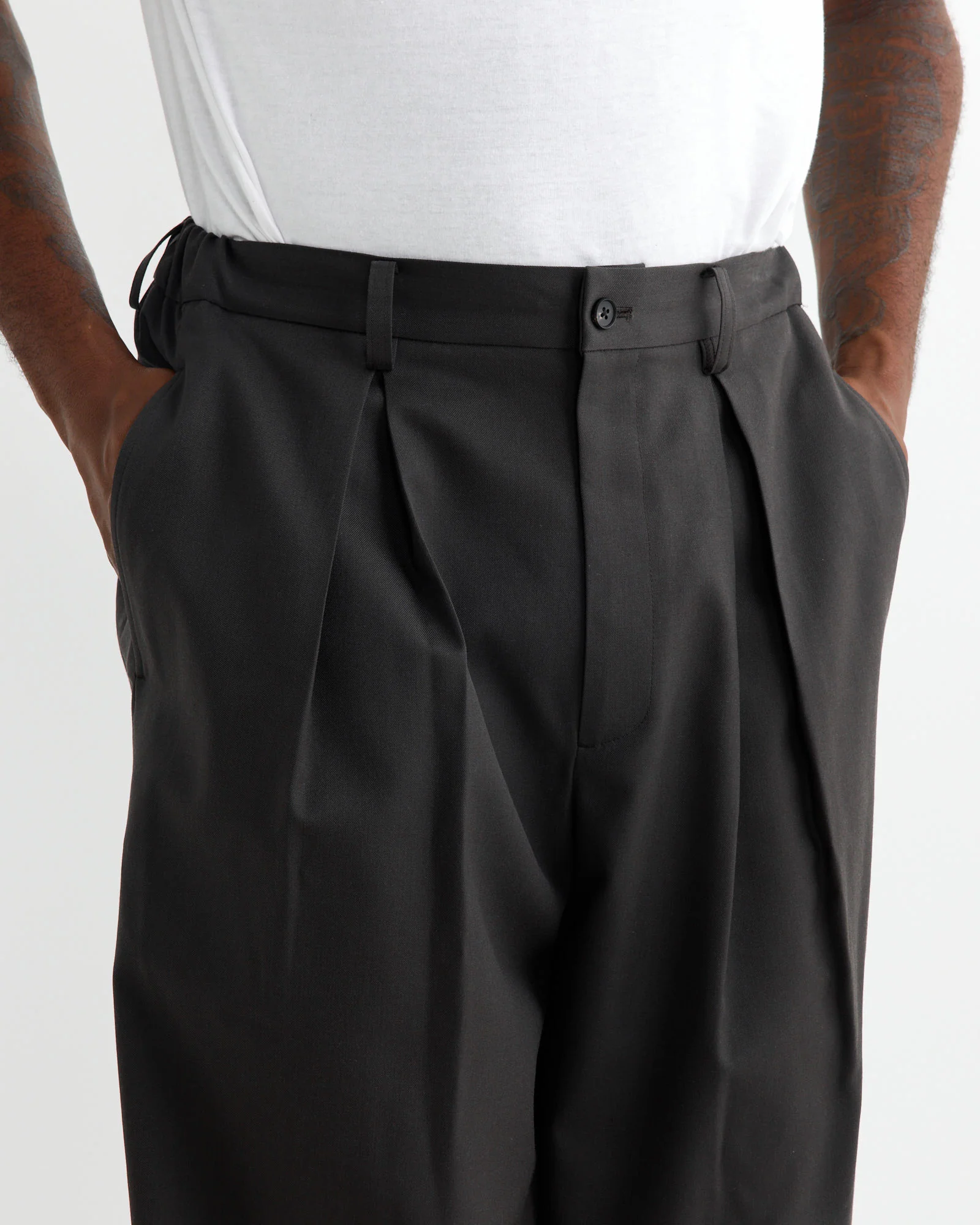 St. 958 Pant in Grey Khaki - Image 2
