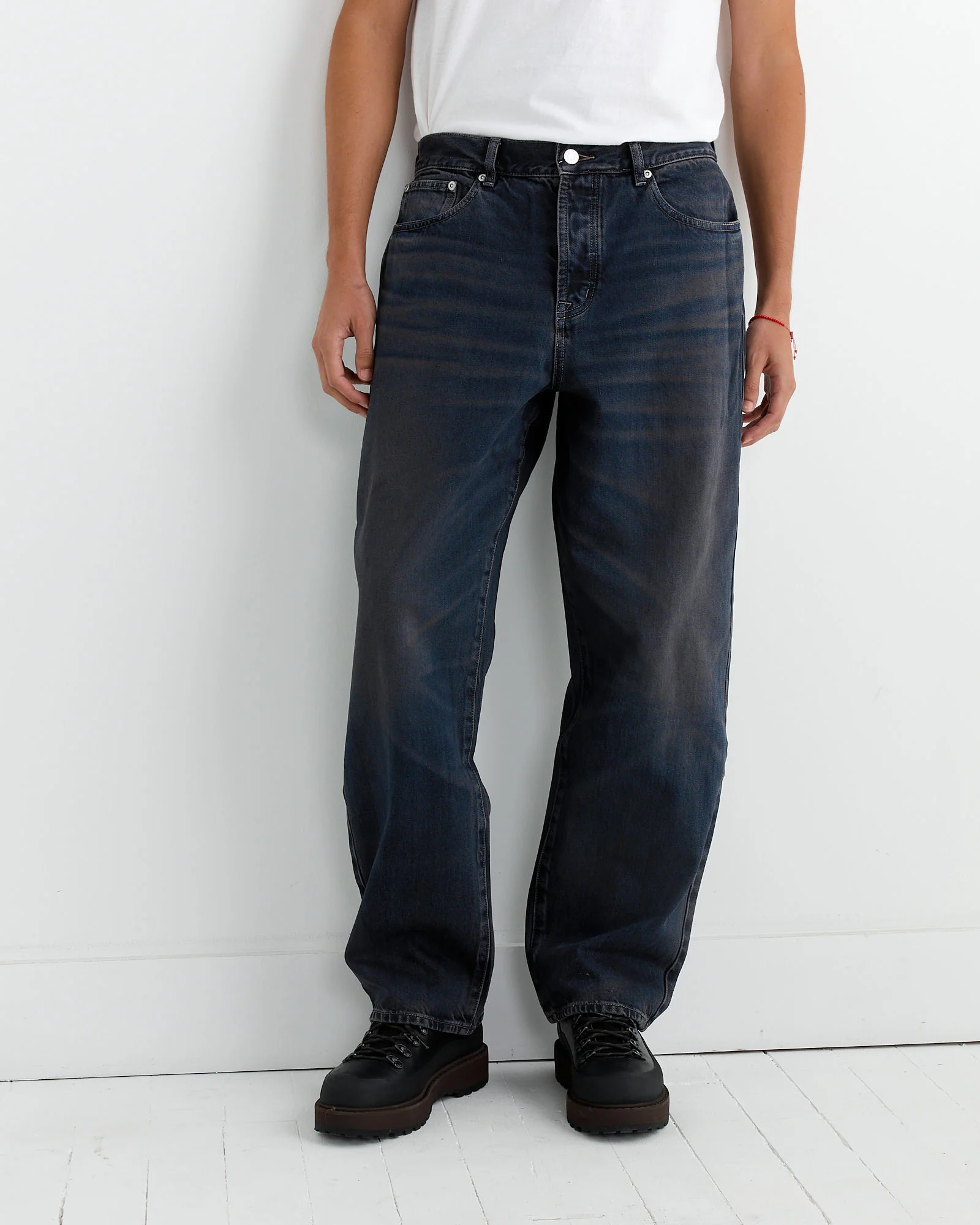 Big Ol' Distress Jean in Blue - Image 3