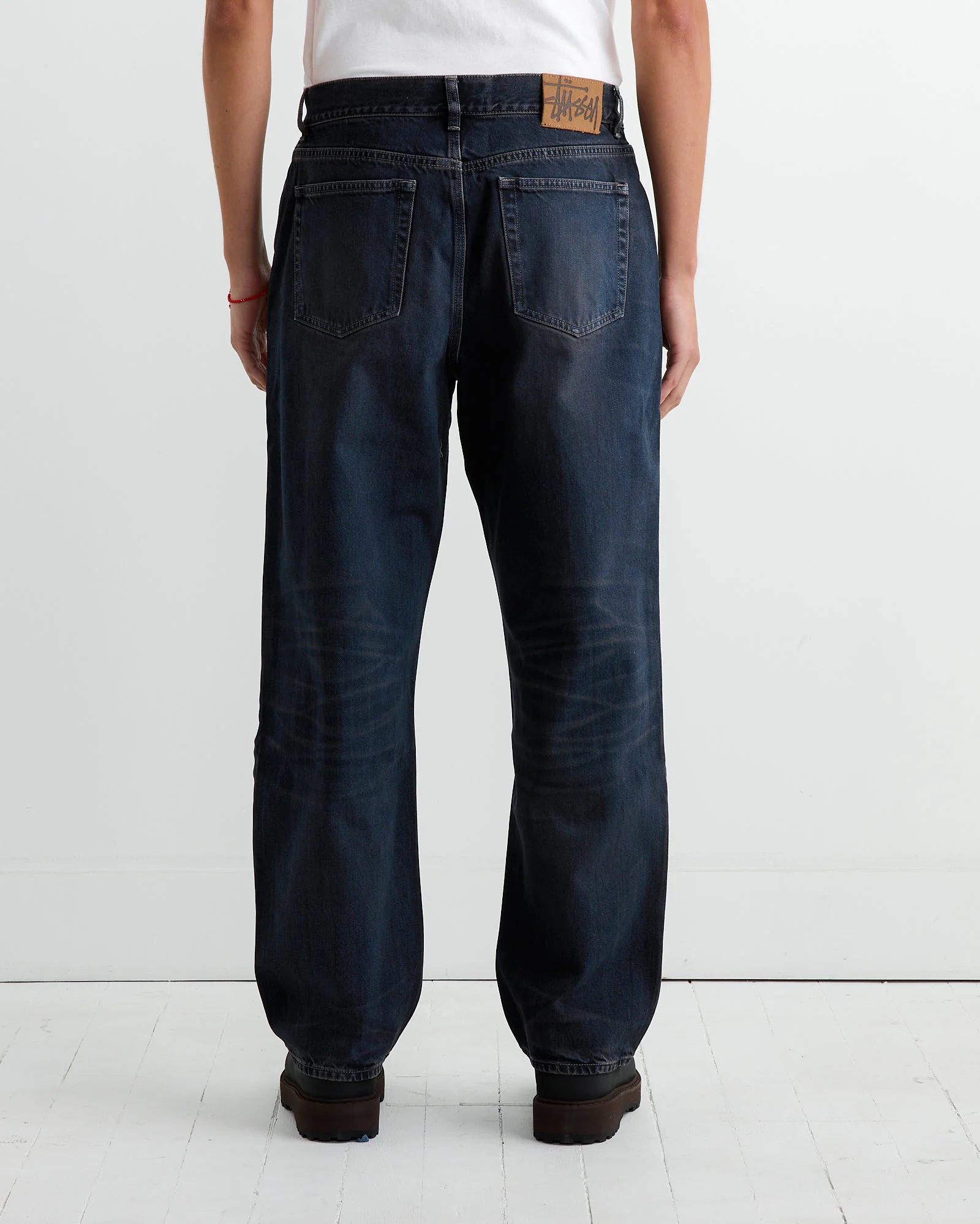 Big Ol' Distress Jean in Blue - Image 4