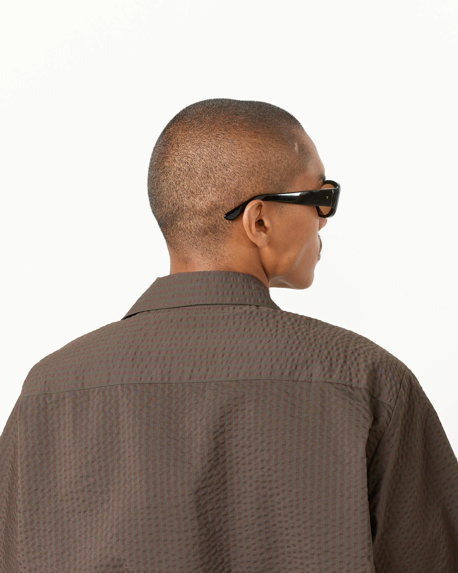 The AL Sunglasses in Black/Brown - Image 5