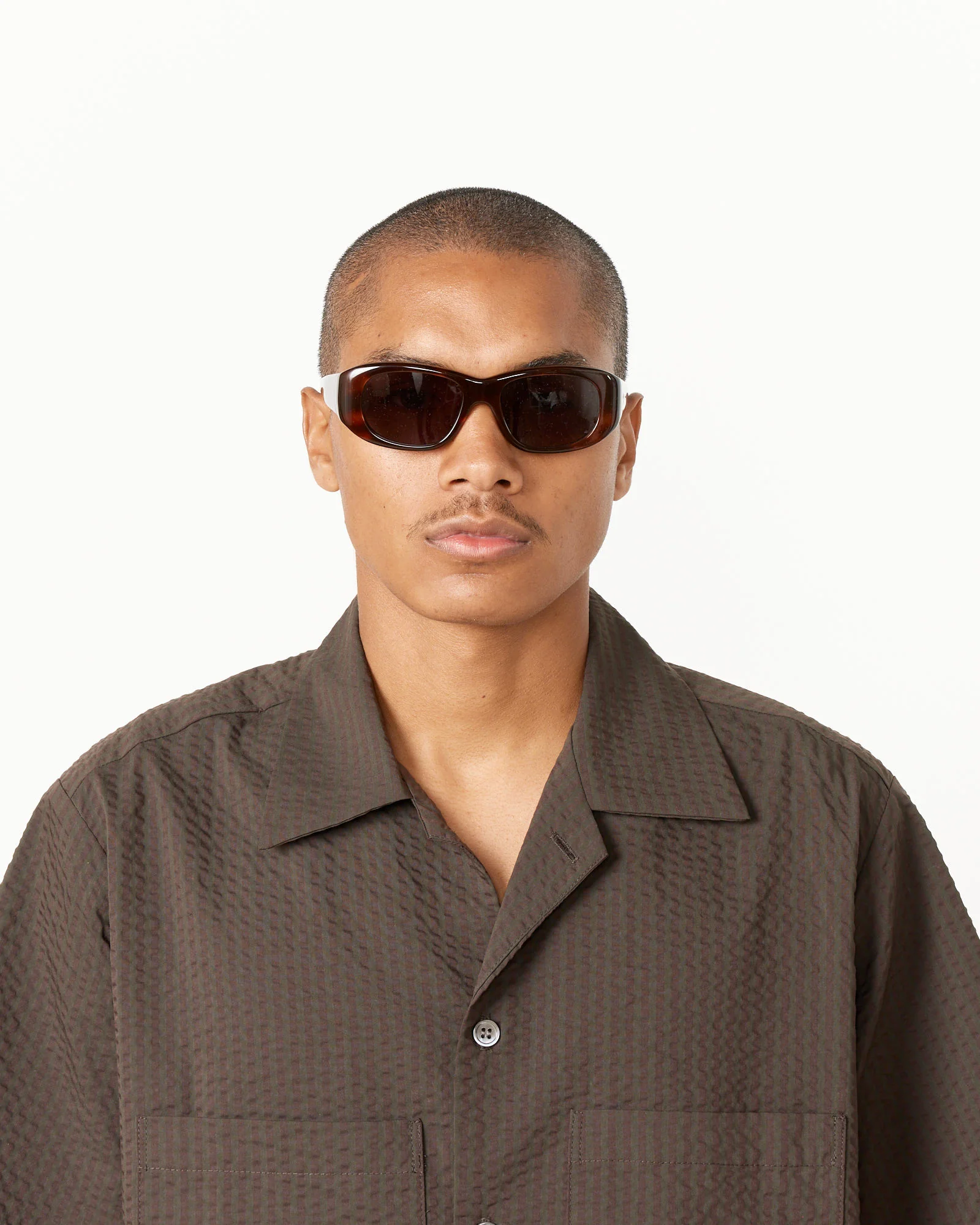 The AL Sunglasses in Dark Tortoise/Black - Image 2