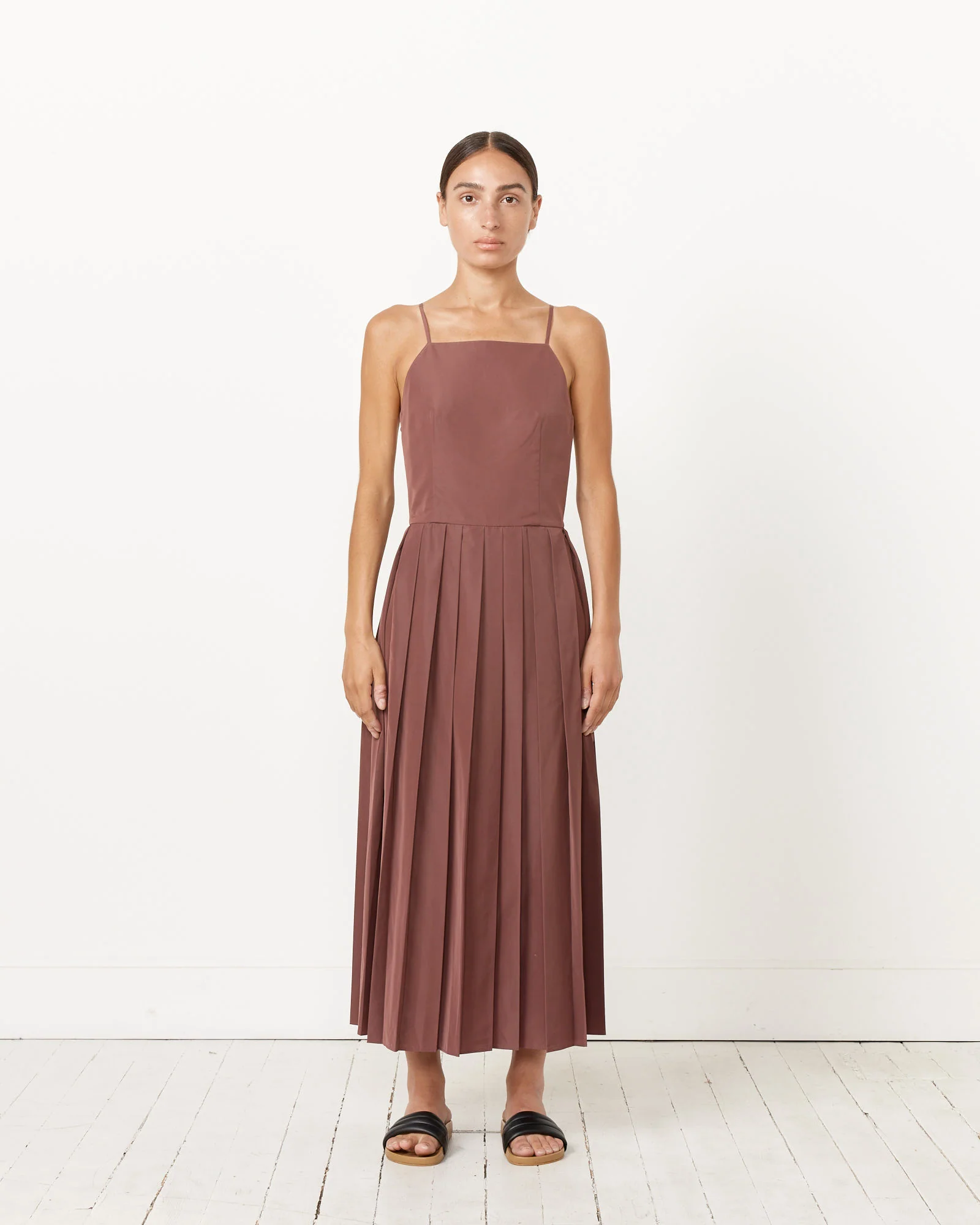 Italian Sporty Overall Dress in Cinnamon