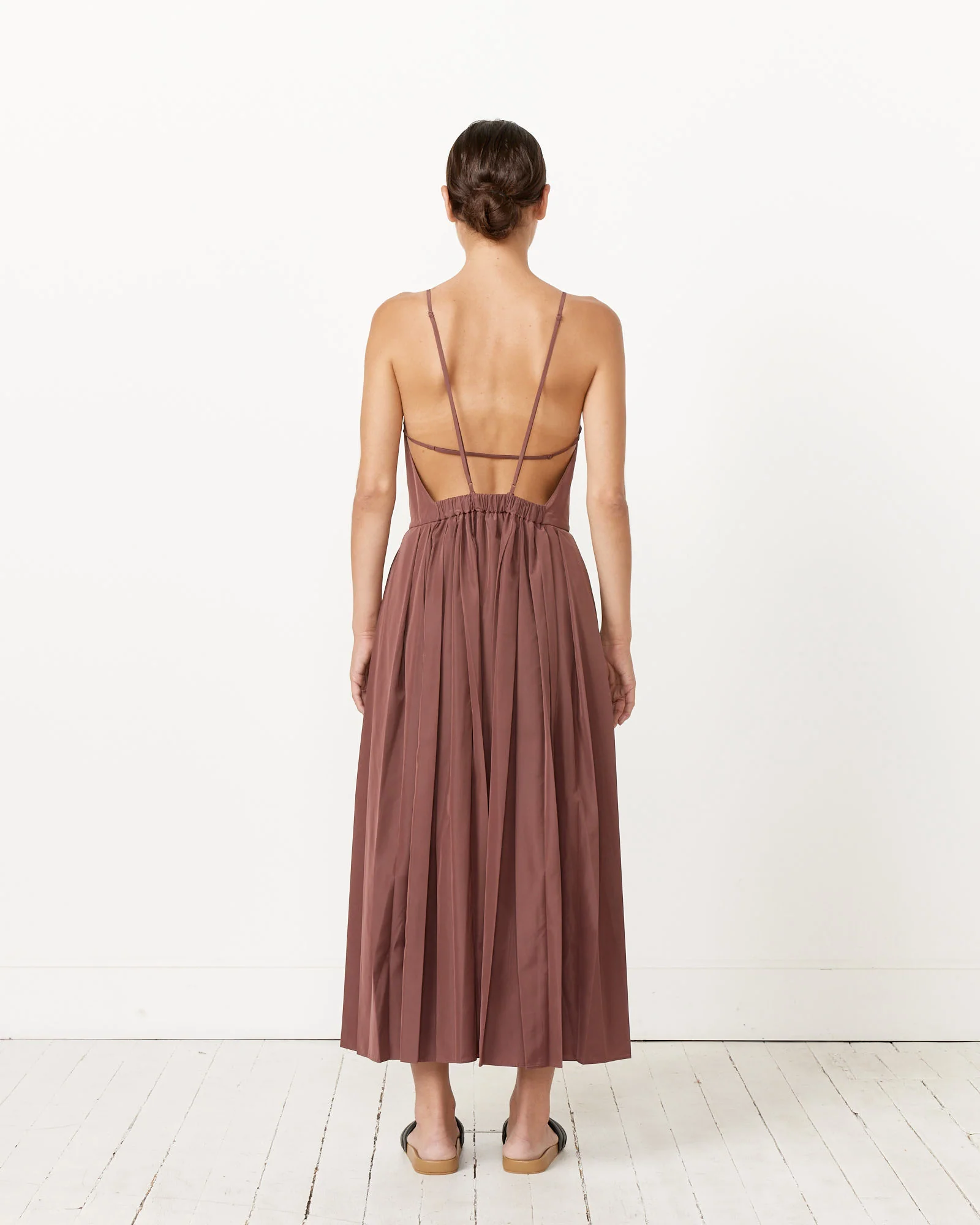 Italian Sporty Overall Dress in Cinnamon - Image 2