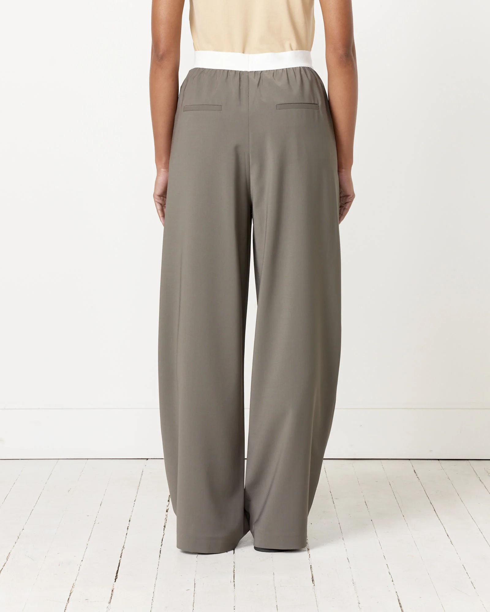 Tropical Wool Pant in Dark Stone - Image 5