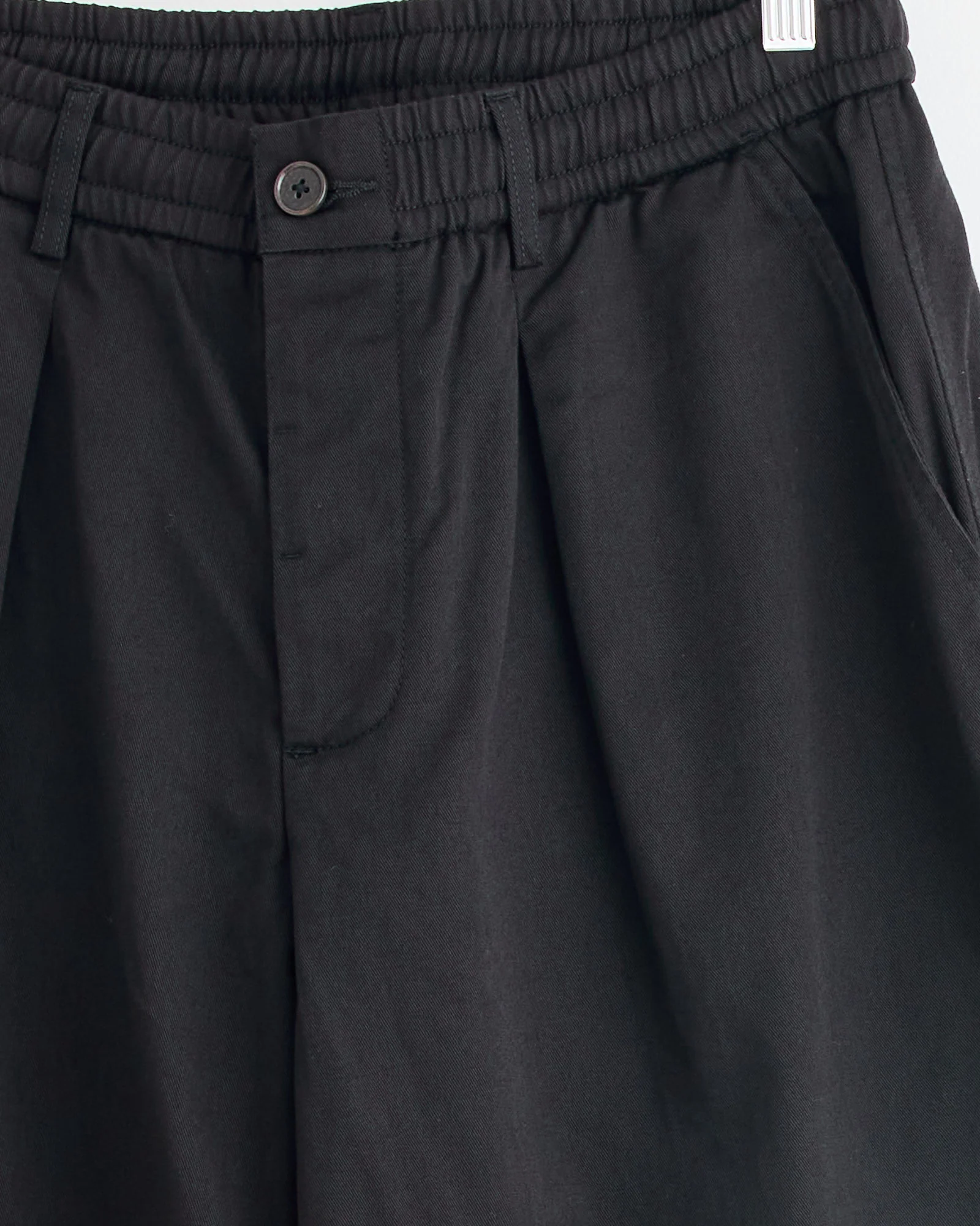 Pleated Track Pant in Black - Image 2