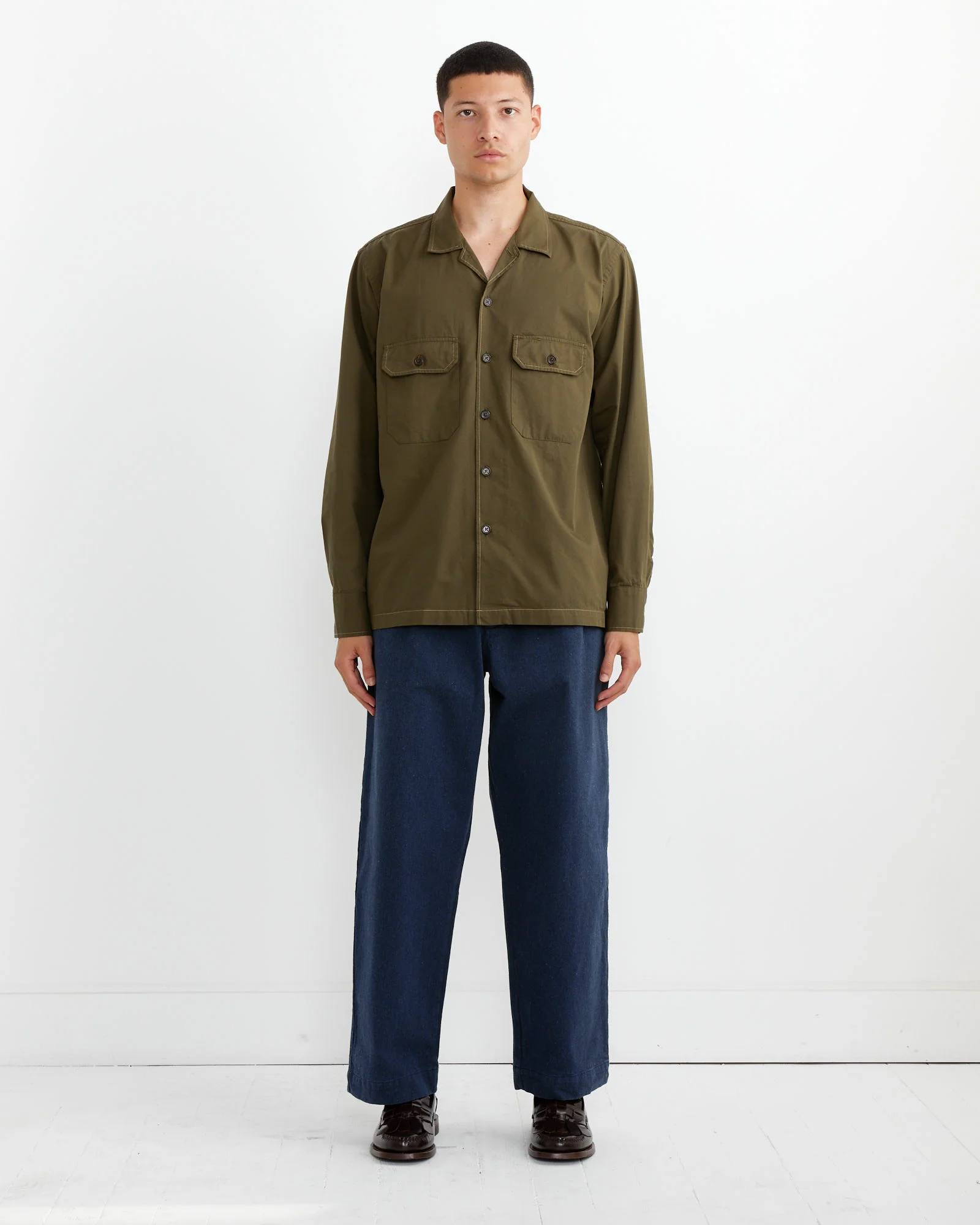 Utility Shirt in Olive - Image 2